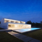 NIU N320 by Fran Silvestre Arquitectos