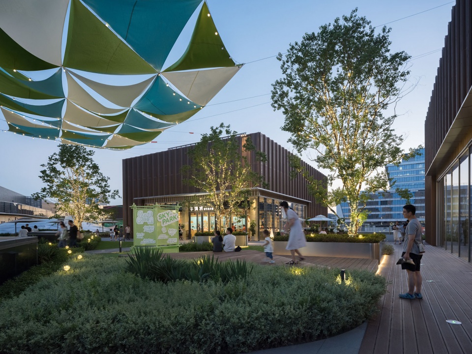 Nanjing Alibaba Center Landscape Design by FLO