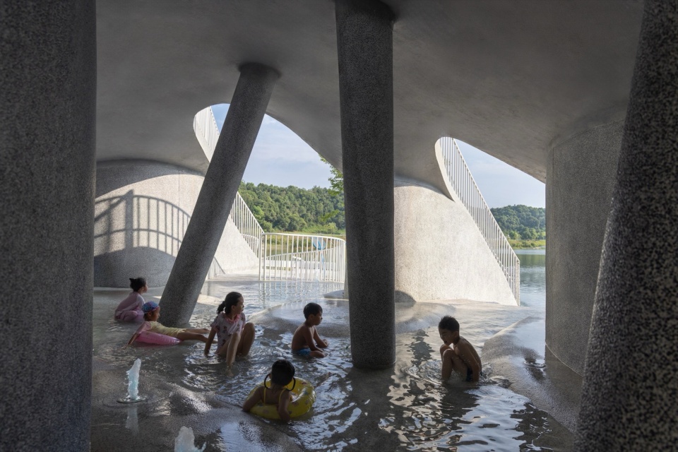 Liuquan Lake Water Discovery Park by HID Landscape Architecture