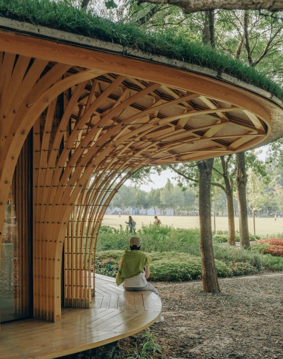 WEST GARDEN FLORIST by LUOstudio