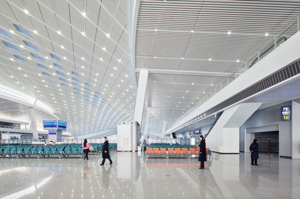 jingmen west railway station by citic architectural design research institute co ltd china railway siyuan survey and design group co ltd