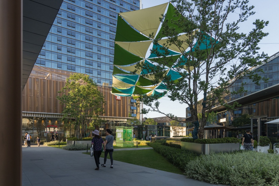 Nanjing Alibaba Center Landscape Design by FLO