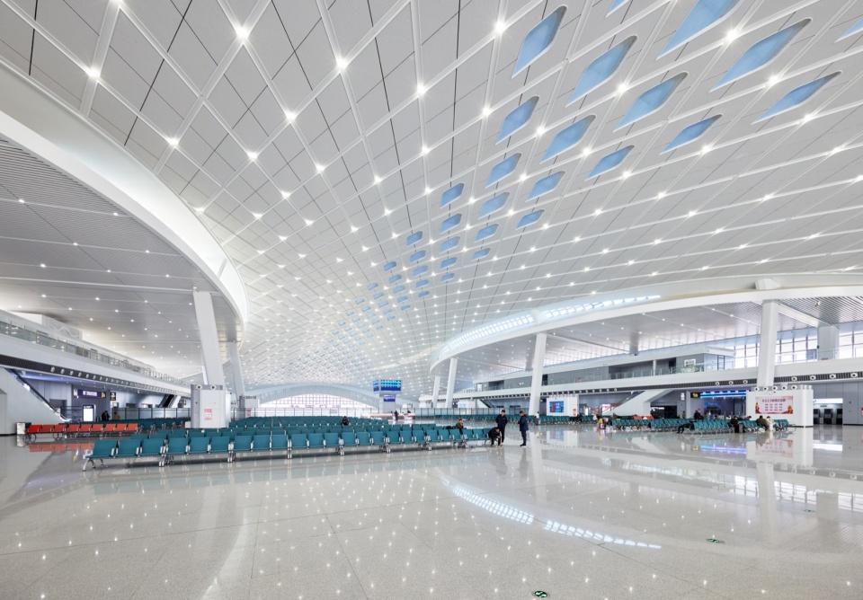 jingmen west railway station by citic architectural design research institute co ltd china railway siyuan survey and design group co ltd