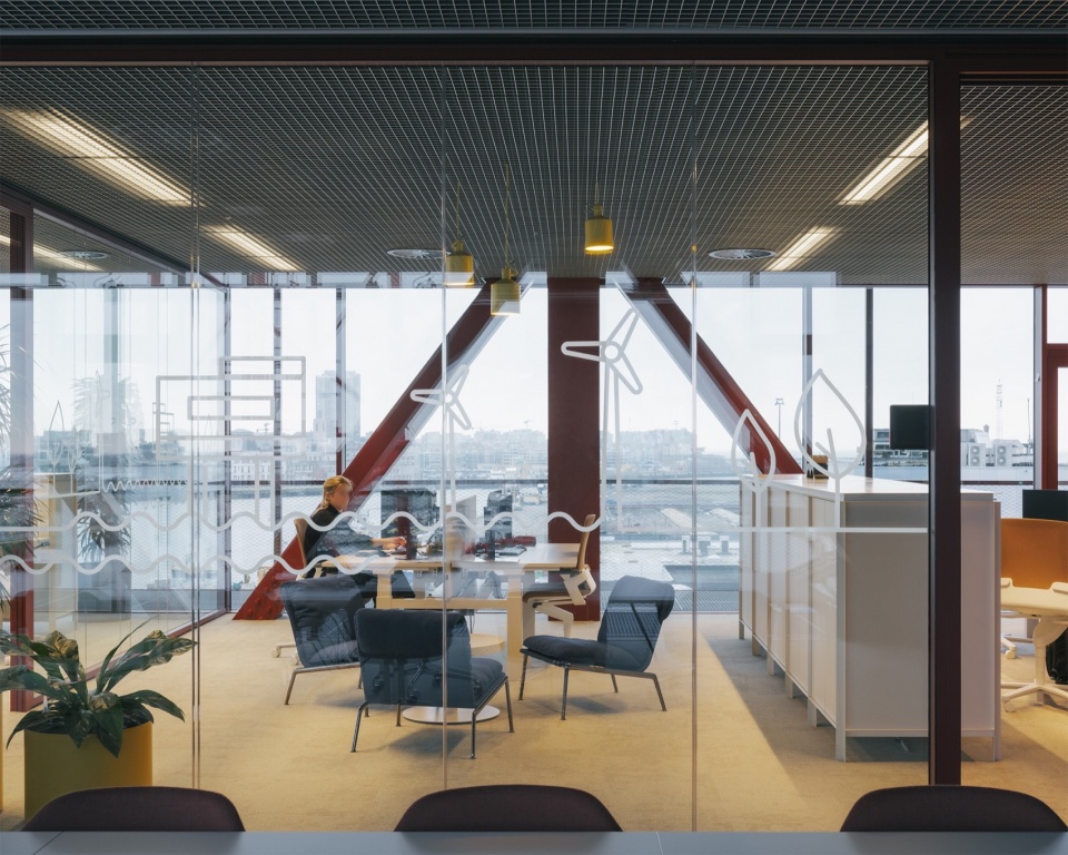 Elia Groups Service Center by OYO Architects