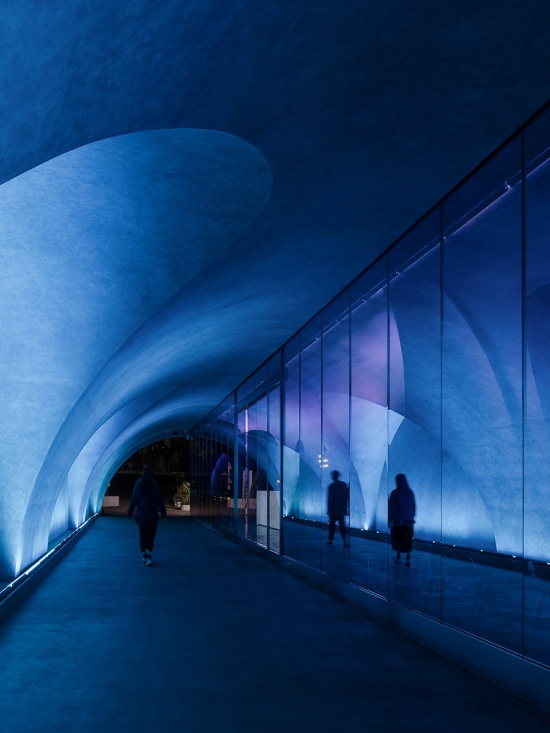 luminous tunnel dos restaurant by mars studio
