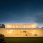 NIU N320 by Fran Silvestre Arquitectos