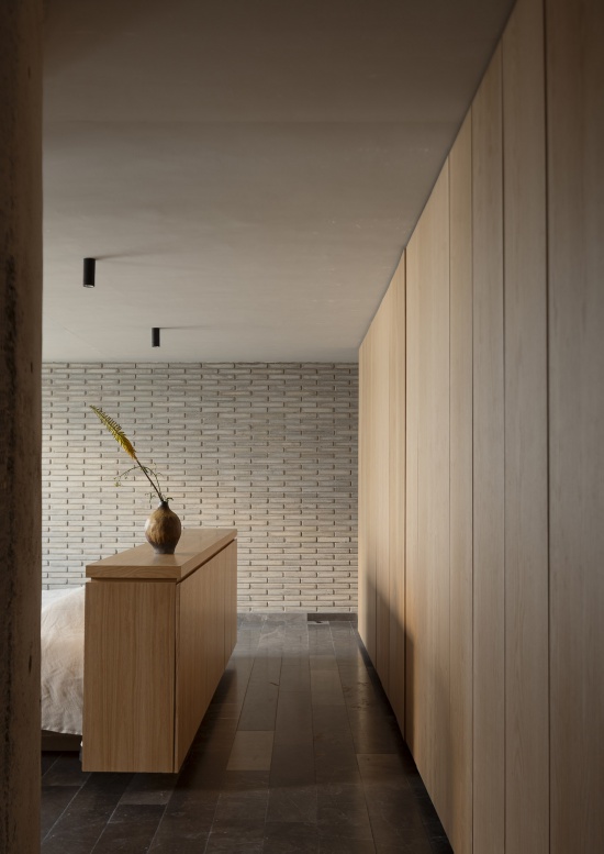 casa refugio by taller segovia molina