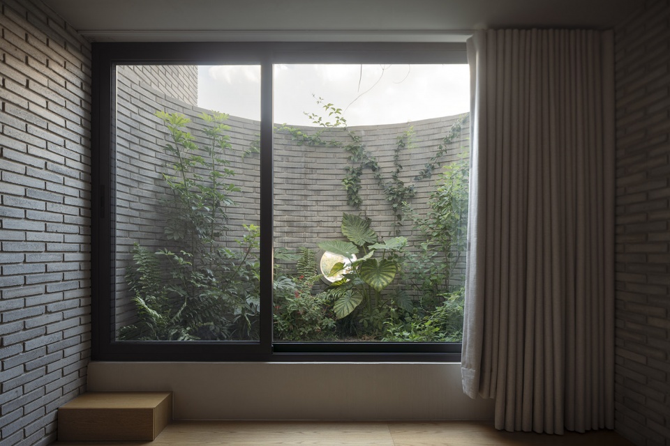 casa refugio by taller segovia molina