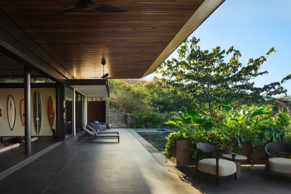 Casa Akiga by Studio Saxe