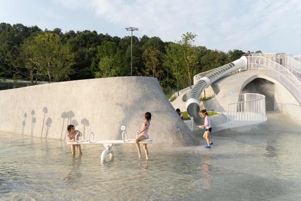 Liuquan Lake Water Discovery Park by HID Landscape Architecture