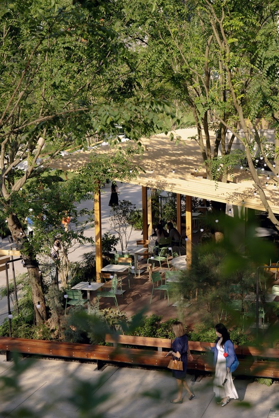Wanhua Green Heart Food Market Yunlang Canteen by XU Studio