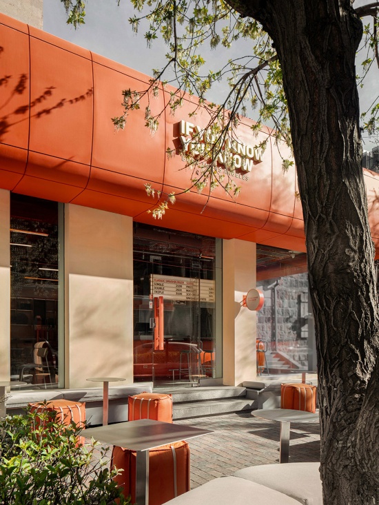 iykyk smashburger by da bureau