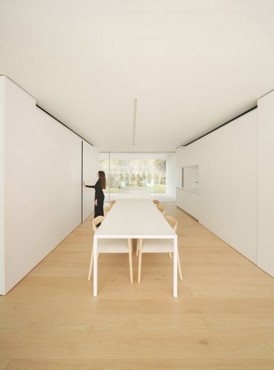 NIU N320 by Fran Silvestre Arquitectos