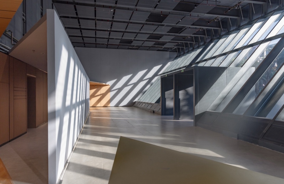 Haikou Workers Activity Center by CADG