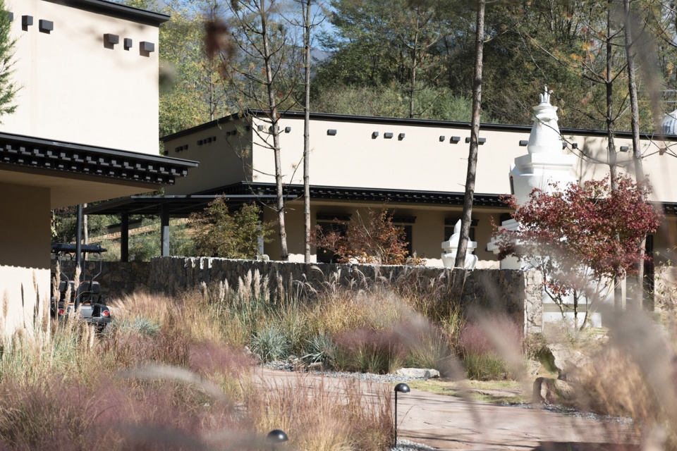 jiuzhaigou county vacilando holiday estate by turninglab
