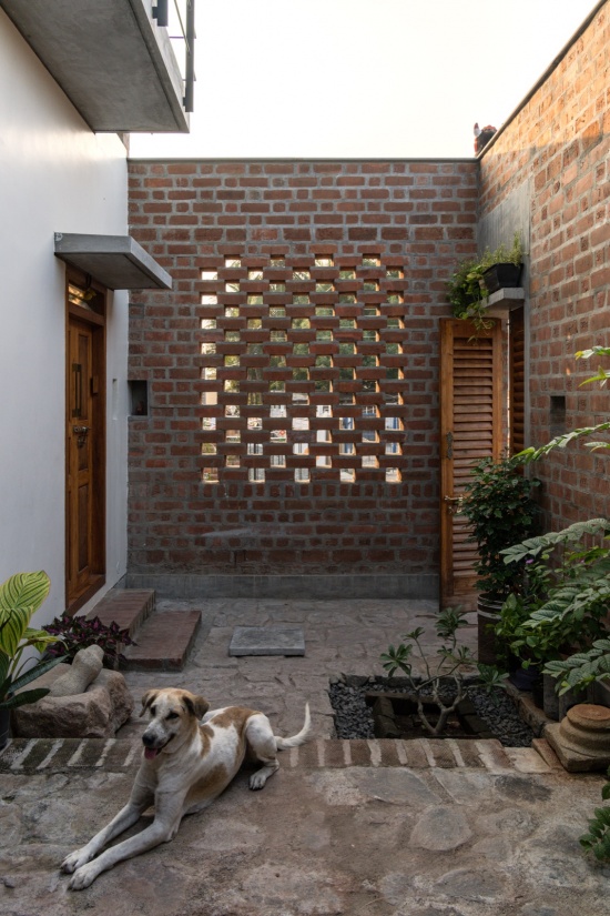 the threshold house by madras spaces