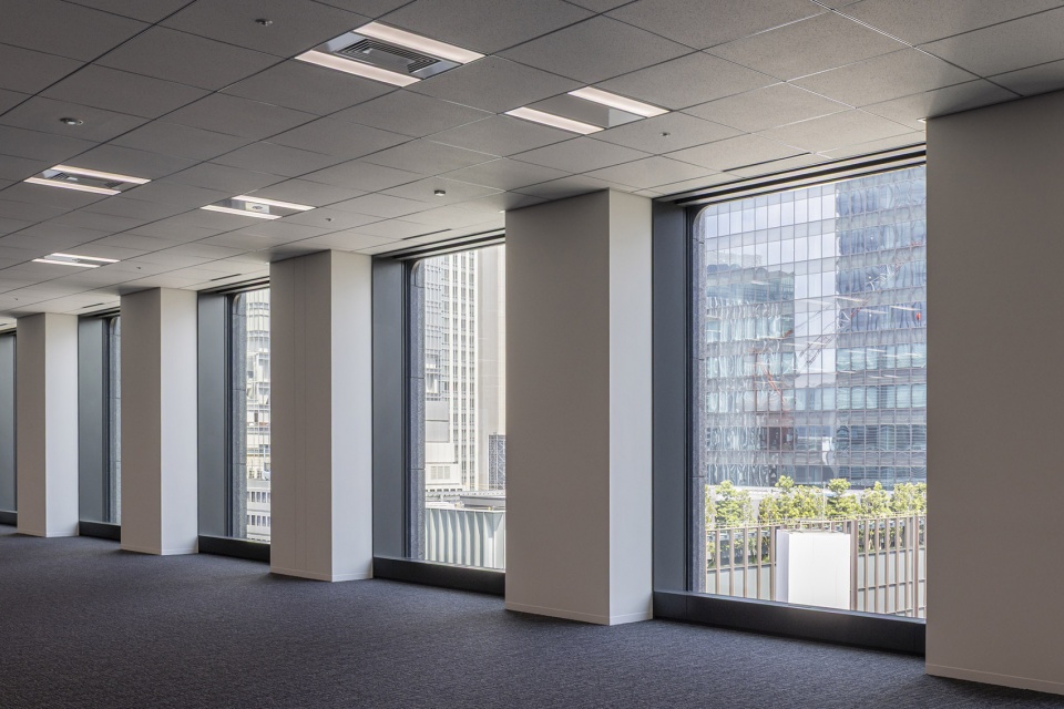yaesu daibiru building by nikken sekki