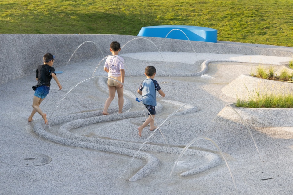 Liuquan Lake Water Discovery Park by HID Landscape Architecture