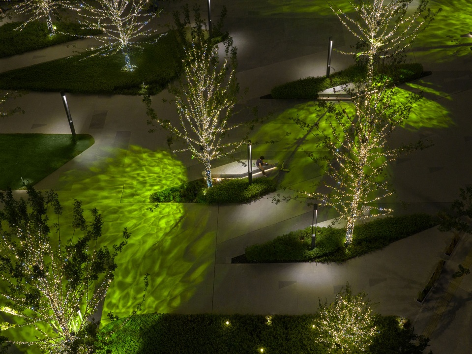 Nanjing Alibaba Center Landscape Design by FLO