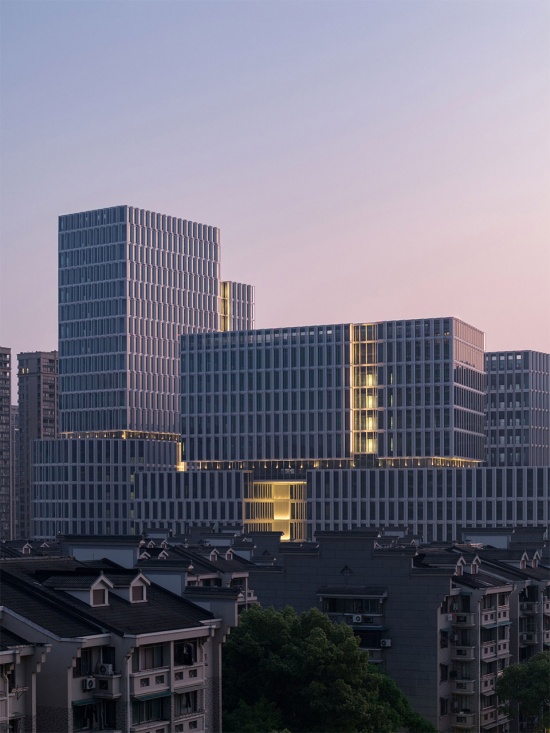 fengqi river business center by gad