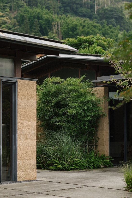 guangzhou ji yun yao resort landscape design by line plus