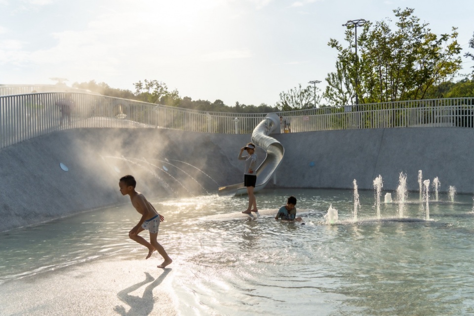 Liuquan Lake Water Discovery Park by HID Landscape Architecture