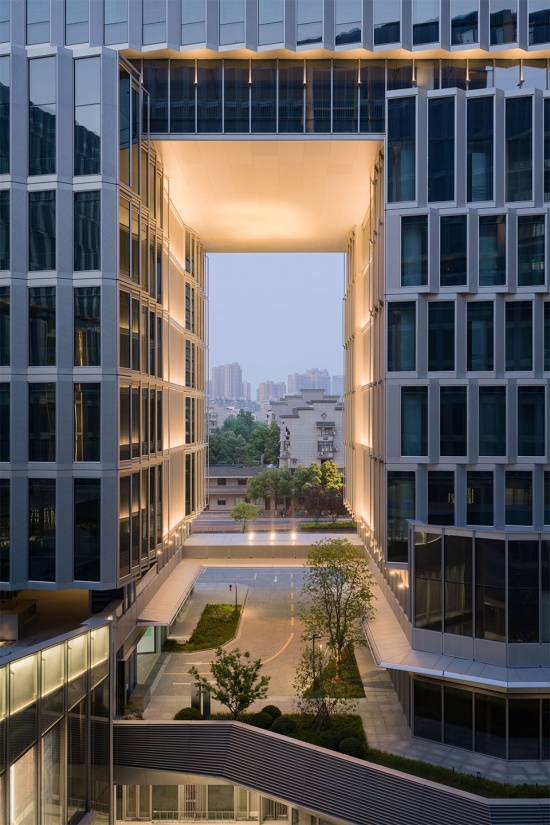 fengqi river business center by gad