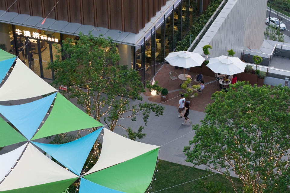 Nanjing Alibaba Center Landscape Design by FLO