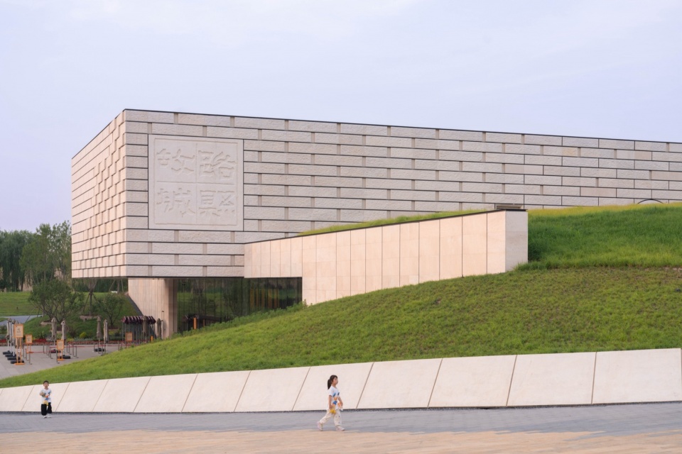 Luxian Ancient City Site Museum by BIAD Li Yinong Studio