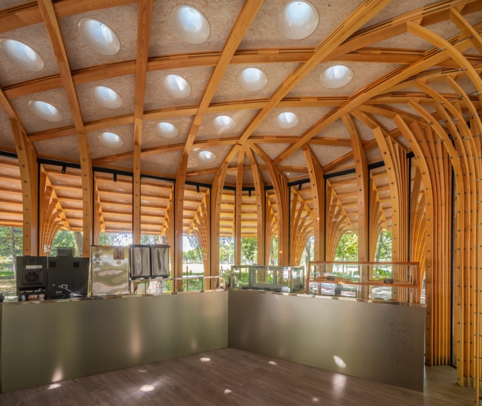 WEST GARDEN FLORIST by LUOstudio