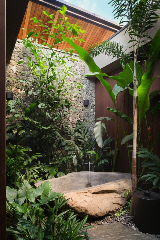 Casa Akiga by Studio Saxe