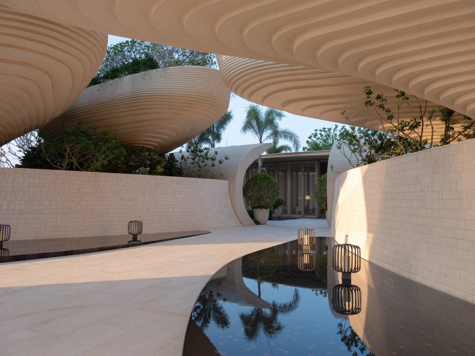 park lane complex phase ii sanya by peidong zhu line plus