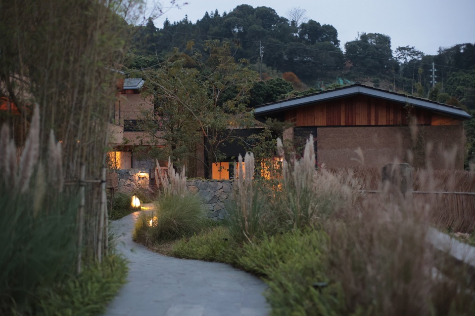 guangzhou ji yun yao resort landscape design by line plus