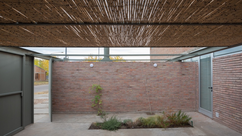 Four Urban Patio Houses