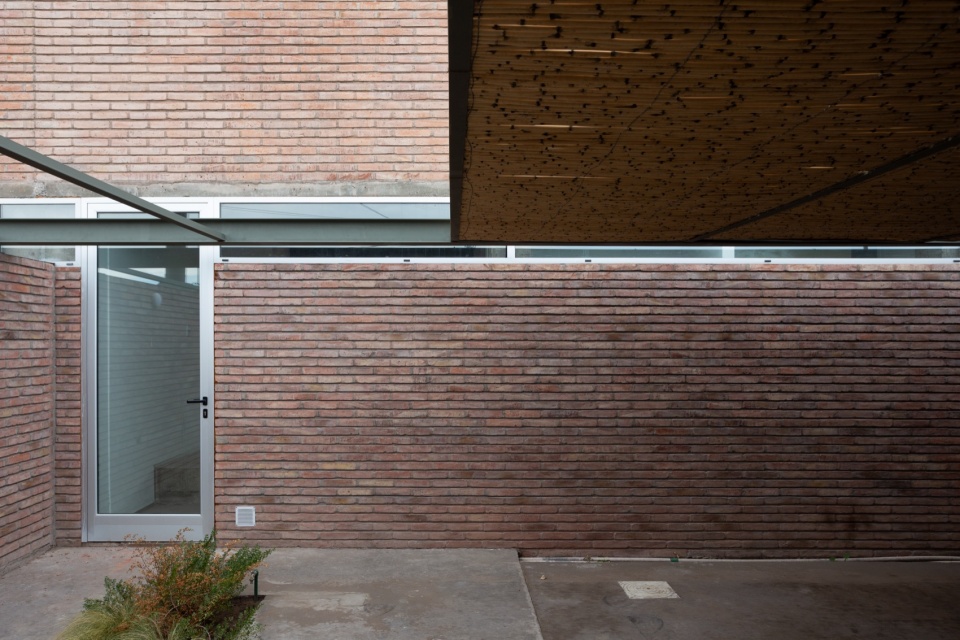 Four Urban Patio Houses
