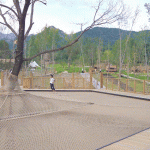 山林野趣 · 雾灵山上的自然原木儿童营地，河北承德 / 喜随设计