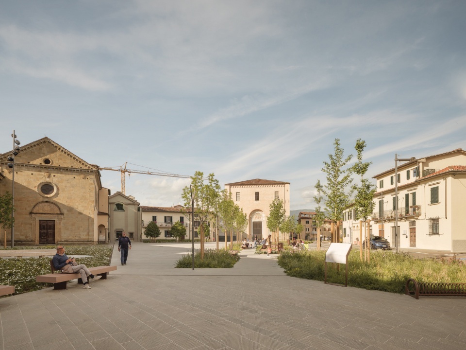Piazza San Lorenzo Redevelopment by MICROSCAPE