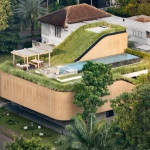 Split Mass Residence by K-Thengono Design Studio