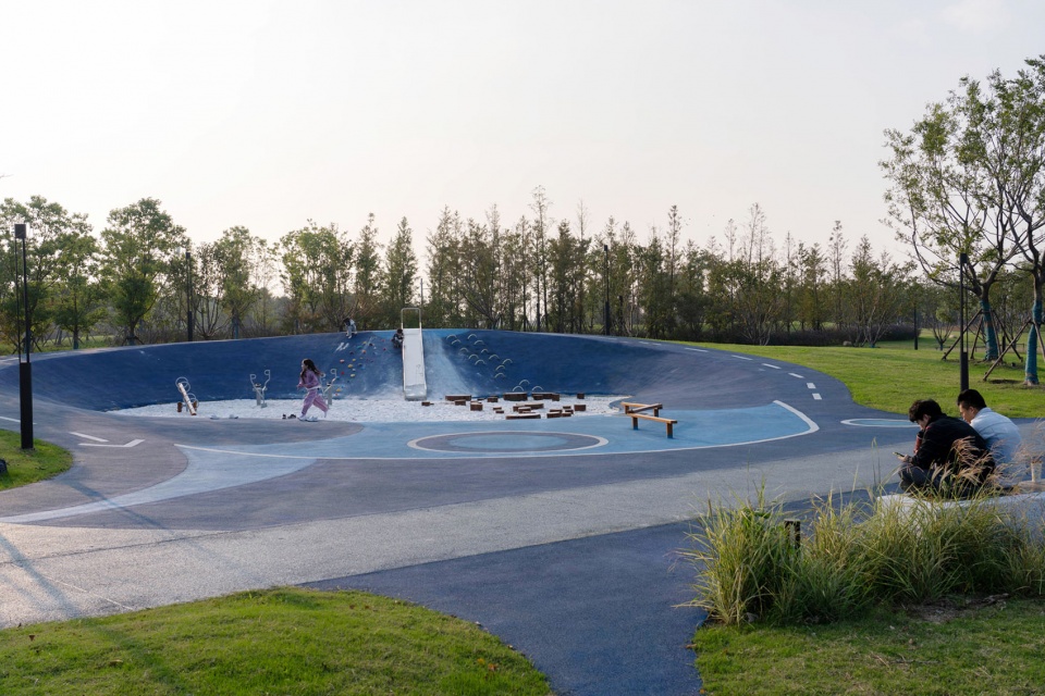 Wuxi Sanshuihui Tech Ecology Park by MYP INC.