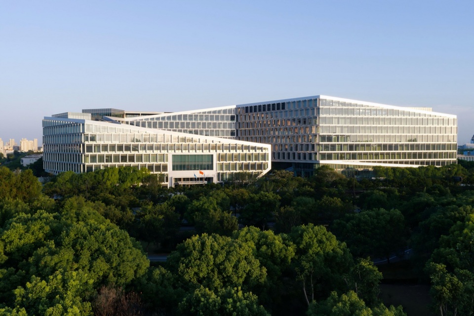 china mcc5 groups lingang headquarters campus by china mcc5 group corp ltd
