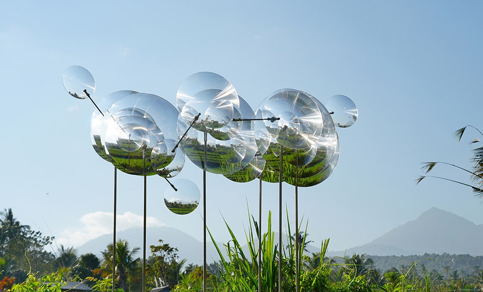eccentric lenses by vincent leroy