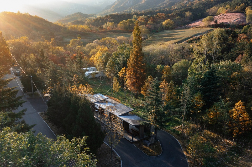 mist peak terrace at shimenli area by atelier scale