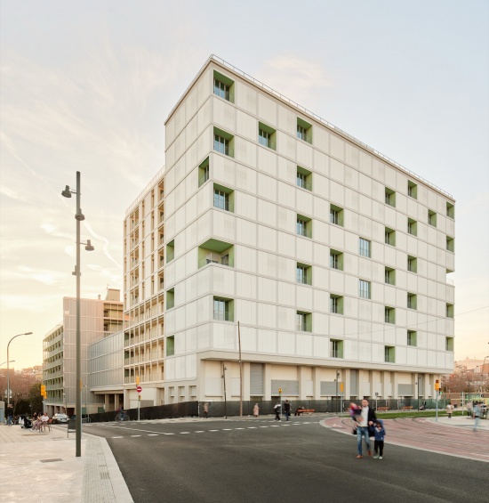 60 social housing units by sv60 cordon linan arquitectos
