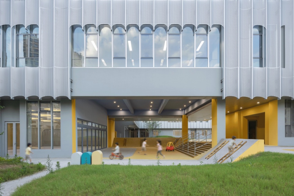 12 class kindergarten on plot j41404 05 sibao qibao unit by gad