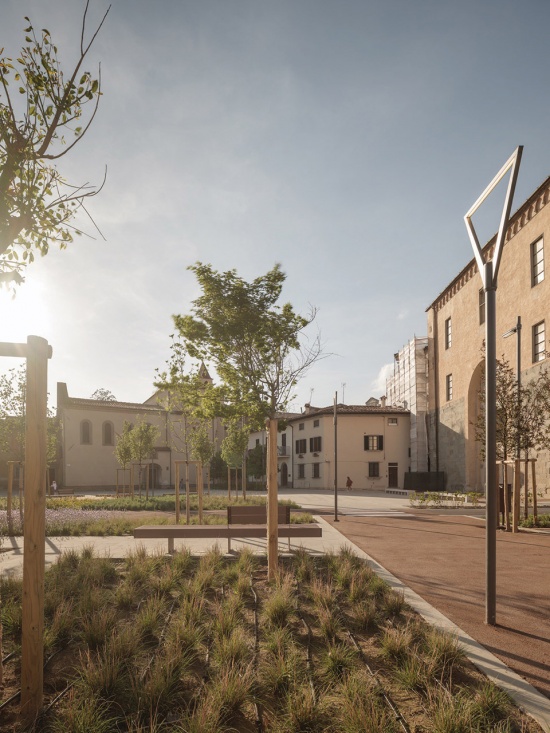 Piazza San Lorenzo Redevelopment by MICROSCAPE
