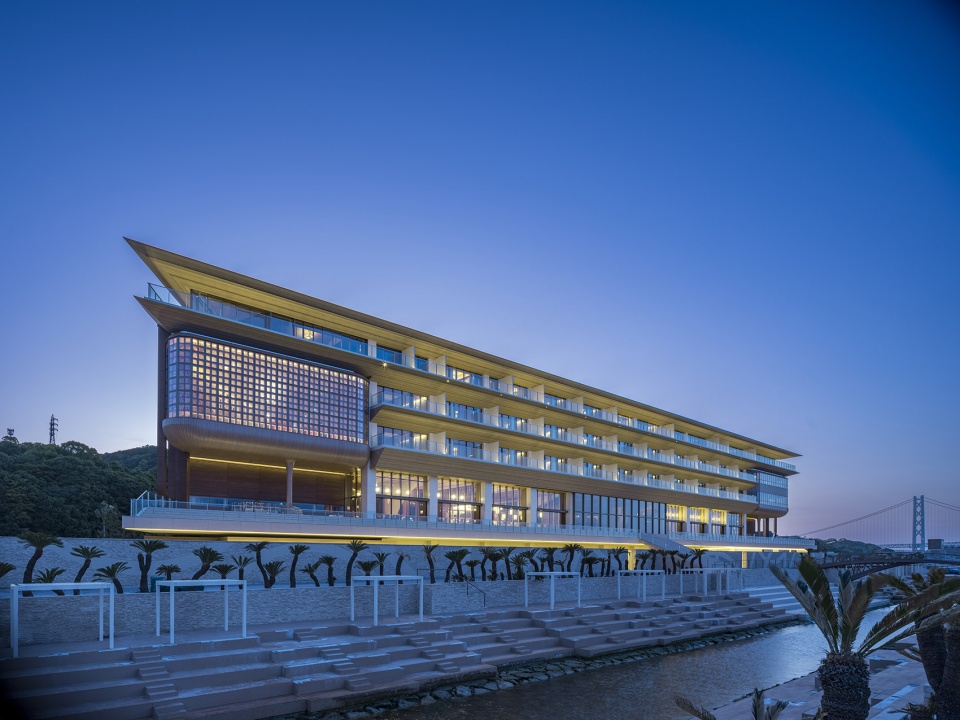 the pasona natureverse retreat by shigeru ban