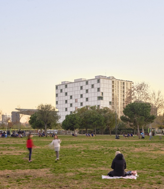 60 social housing units by sv60 cordon linan arquitectos