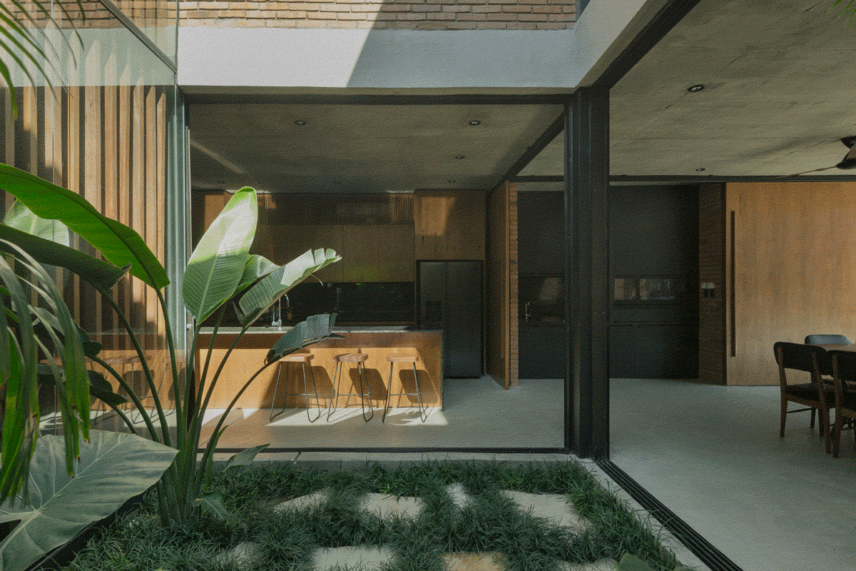 ME House by Equipo de Arquitectura