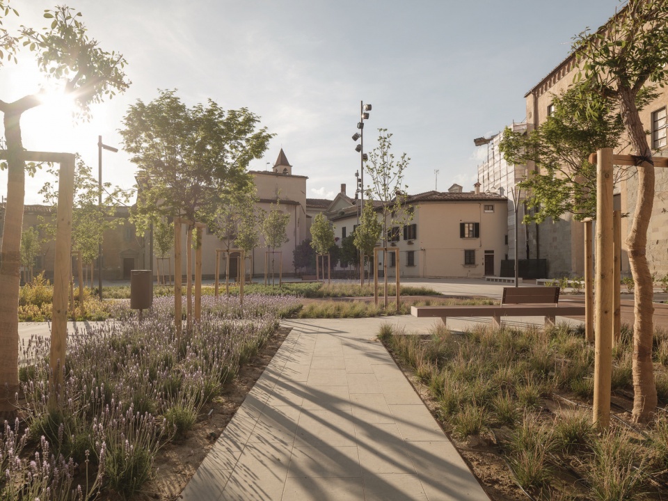 Piazza San Lorenzo Redevelopment by MICROSCAPE