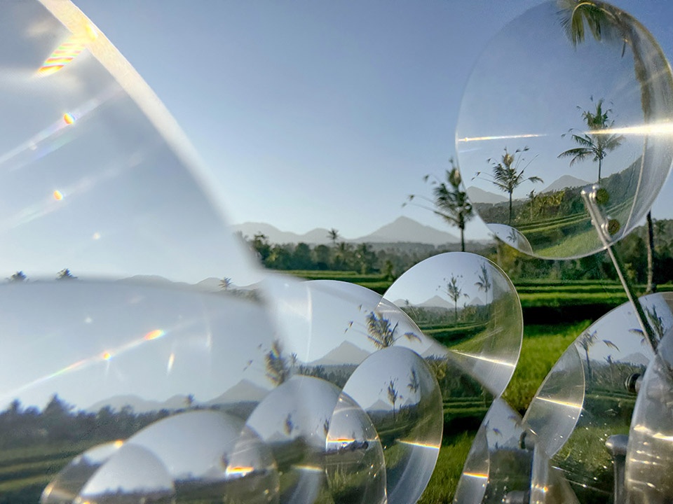 eccentric lenses by vincent leroy